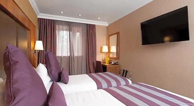 Номер Standard Donnington Manor Hotel