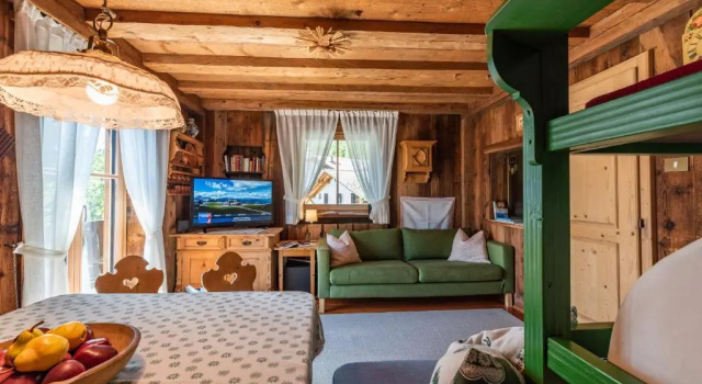 Kronplatz Ski Lodge, Забронировать Отель Вальдаора-ди-Сопра План-де-Коронес