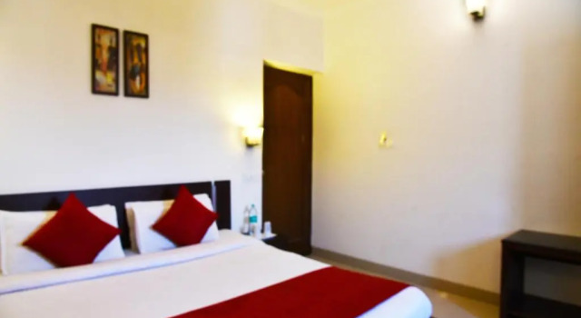 Номер Superior Hotel Sapphire Opposite Golden Temple