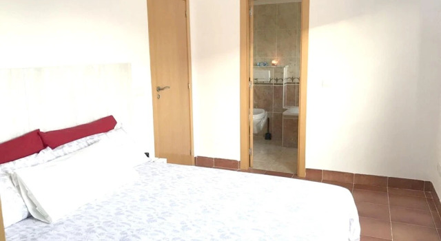 Apartment with 2 Bedrooms in San Jorge, with Wonderful Lake View, Pool Access, Enclosed Garden - 15 Km From the Beach, Book Lejlighed San Jorge Catalonien