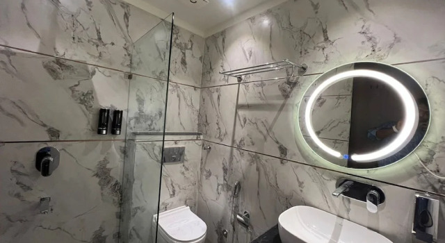 Номер Premium Hotel Majestic Grand By MNG Rooms