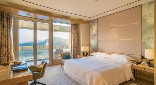 Двухместный номер Standard Sheraton Huzhou Taihu Lake Hot Spring Resort & Spa