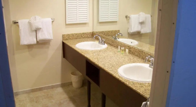 Студия Sandstone Creek Club Condominiums