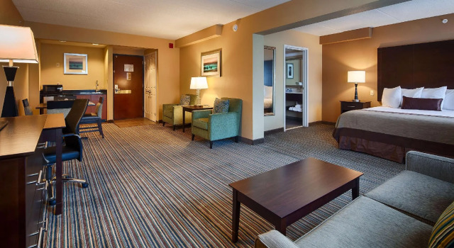 Двухместный люкс Wingate by Wyndham Harrisburg Near Hershey