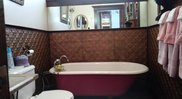 Номер Deluxe The Victorian Gold Bed and Breakfast