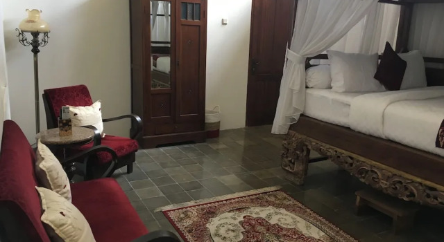 Номер Deluxe nDalem Natan Royal Heritage