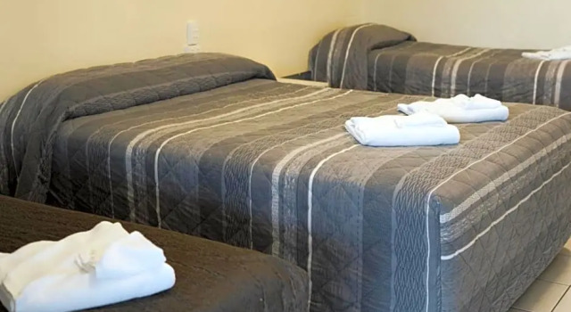 Номер Deluxe Porkys Motel Rockhampton