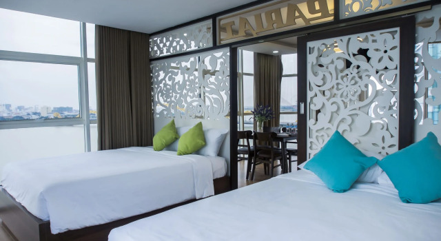 Pariat River Front Hotel, Забронировать Отель Отели Дананга муниципалитета с парковкой, Парковка
