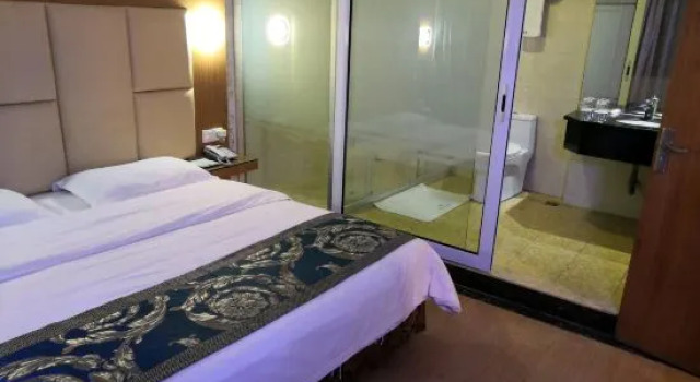 Люкс Foshan Convergence Fashion Hotel