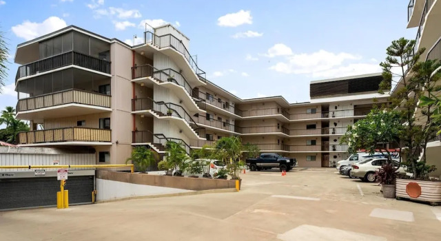 Big Island Kona Plaza 311 2 Bedroom Condo