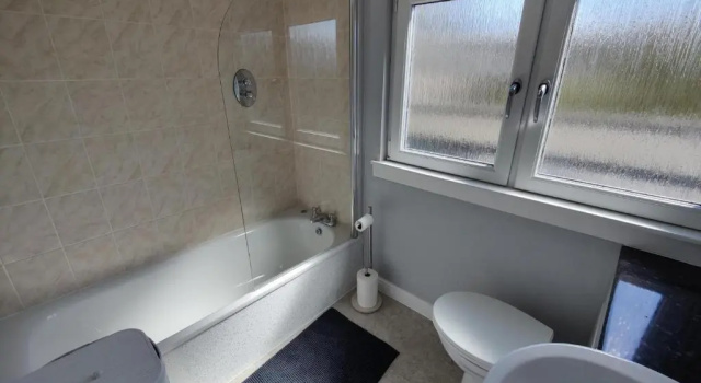 Коттедж NEW Fabulous 2BD Maisonette Dunfermline, Fife