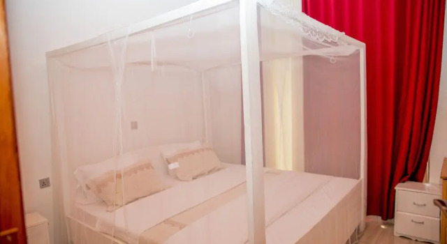 Leisure Inn, Rezerwuj Hotel Hotele biznesowe w Ruhengeri, 4* 5*