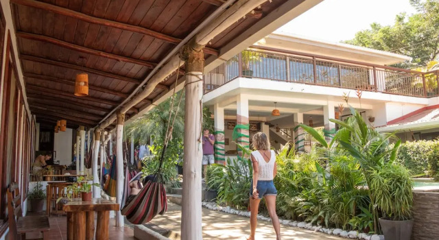 Четырёхместный номер Standard с красивым видом из окна Hostel La Botella de Leche - Tamarindo