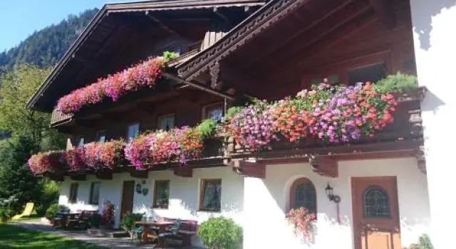 Ferienhaus Gredler, Забронировать Дом для отпуска Коттеджи Швендау, Коттедж