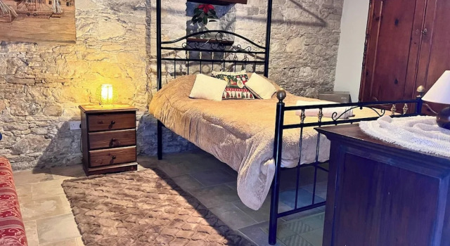 Charming 3-bedroom Cottage in Heart of Vasa Koilaniou, Забронировать Дом для отпуска Виллы Васы, Вилла