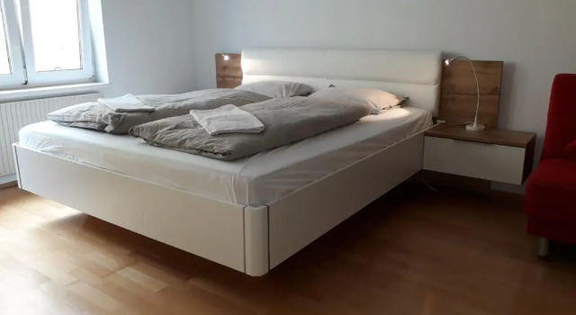 cute Metro U4, Book Hotel Hotels in 14. Penzing with Parking, Parking