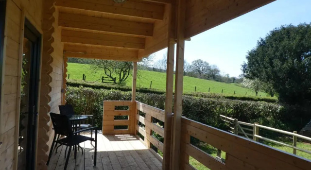 Коттедж с 2 комнатами Pound Farm Holidays - Orchard Lodge