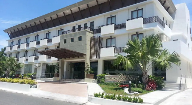 Номер Deluxe Mansion Garden Hotel