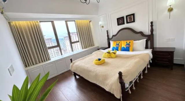 Люкс Huaren Yiju Homestay (University Town Branch