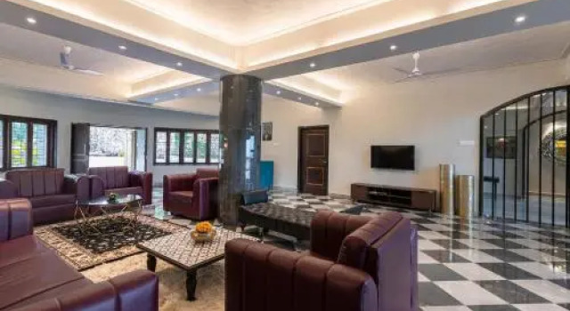 Villa Dazzle by StayVista - Unwind in a Mountain-City View Villa with a Terrace Pool, Reserva ahora Villa Karjat Maharashtra