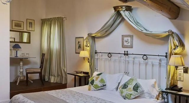 Полулюкс M Club De Luxe B&B