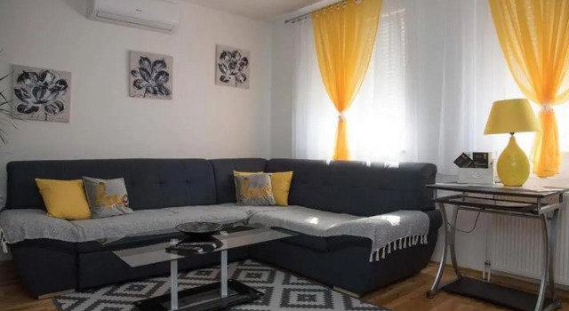 Apartments Oaza, Rezerwuj Apartament Hotele w Bjelovar-Bilogora County z parkingiem, Parking