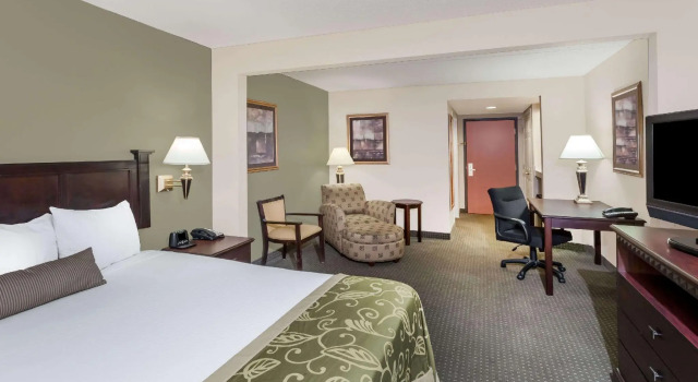 Двухместный номер Standard Wingate by Wyndham Peoria - Complimentary Area Shuttle