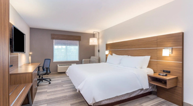 Двухместный номер Standard Holiday Inn Express Hotel & Suites Eau Claire North by IHG