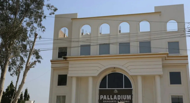 palladium hotels, Забронировать Отель Отели штата Харьяны с парковкой, Парковка