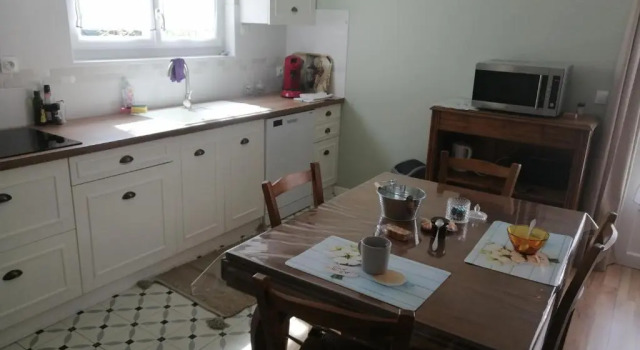 Апартаменты La maison de 6Fran appartement 2 chaleureux et calme ambiance familiale