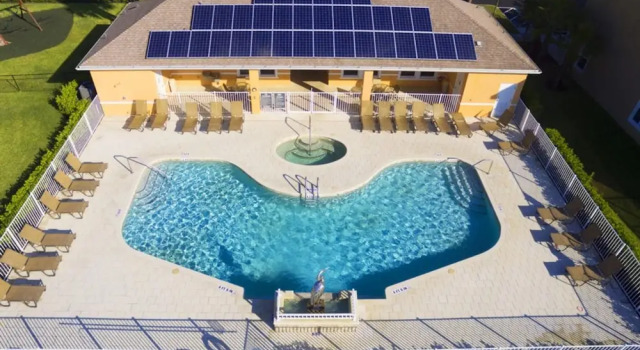 Serenity 17417 B, Book Lejlighed Hoteller i Four Corners med pool, Swimmingpool