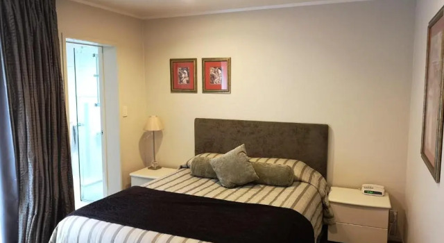 Апартаменты с 2 комнатами Cornwall Park Motor Inn