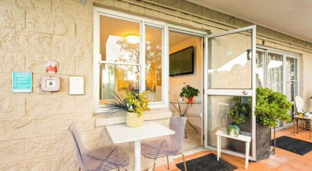 Апартаменты Comfort 23 Studio Apartment in Mount Albert