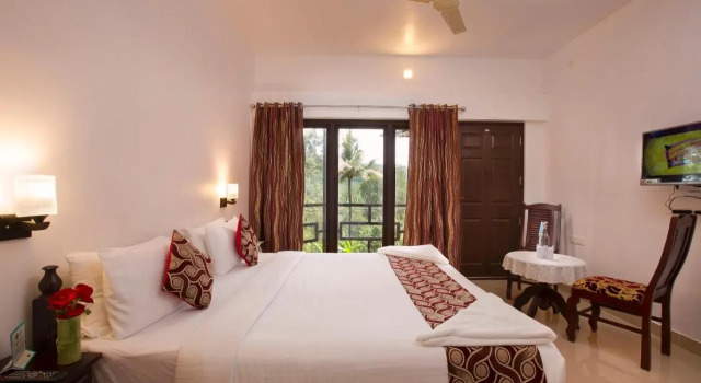 Misty Lake Resort