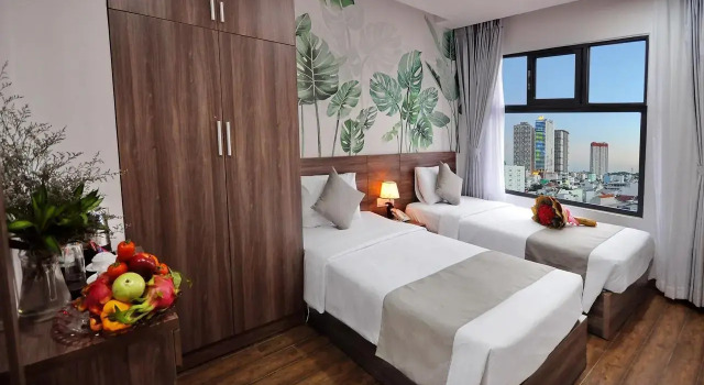 Mega Light Hotel