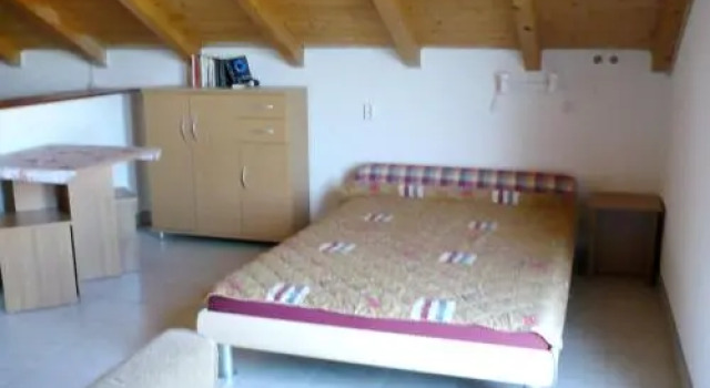 Apartment Obala Petra Kresimira Iv 2