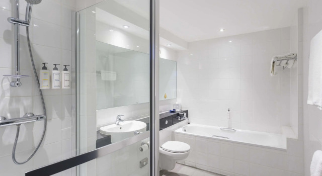 Люкс c 1 комнатой с панорамным видом Park Inn by Radisson Aberdeen