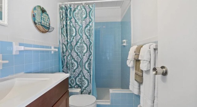Вилла Deluxe Beachfront White Palm Villa - Tar Bay