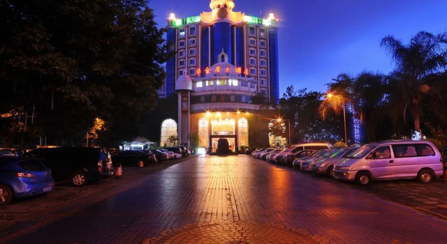 Wa King Town, Rezervovat Hotel Hotely v Guangdong s bazénem, Bazén