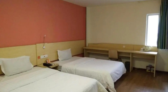 Номер Business 7Days Inn Dongguan Liaobu Oriental Commercial Street