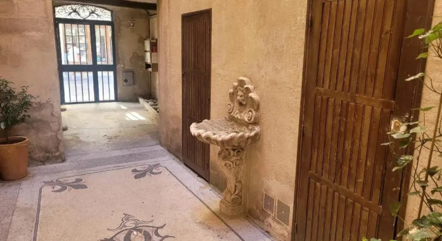 spacious apartment for 4 in avignon !, Prenota Appartamento Avignone ViaRhona