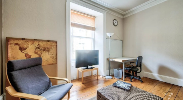Cosy 2BR Flat Near King's Theatre, Забронировать Отель Отели Эдинбурга 3 звезды, рядом с Central Library, 3*