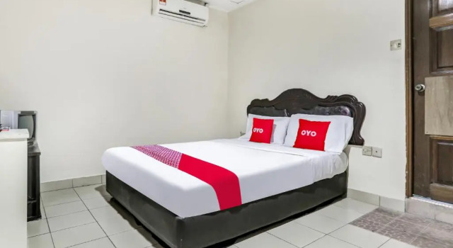 Двухместный номер Standard OYO 90376 Centre Point Hotel