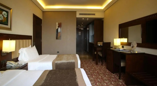 Двухместный номер Deluxe с балконом и с видом на море Lancaster Suites Raouche