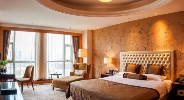 Люкс Executive Binjiang International Hotel