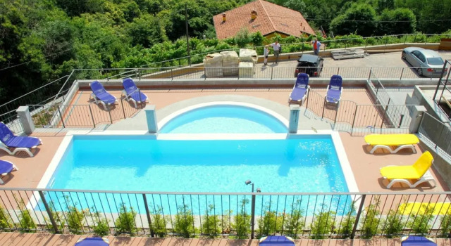 Residential Complex With Panoramic Views and Pool, Prenota Hotel Oggebbio 