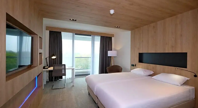 Номер Superior Leonardo Royal Hotel Den Haag Promenade