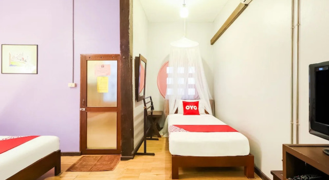 Люкс Superior OYO 369 Micasa Guesthouse