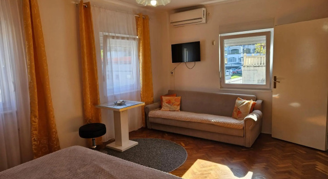 Apartman Nena 201