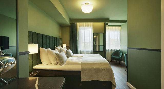 WIDE Hotel